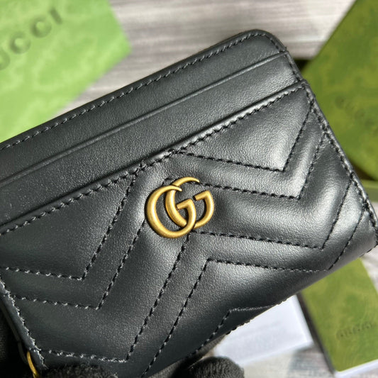 Luxury Gucci GG MARMONT MINI 11 WALLET BLACK CALFSKIN