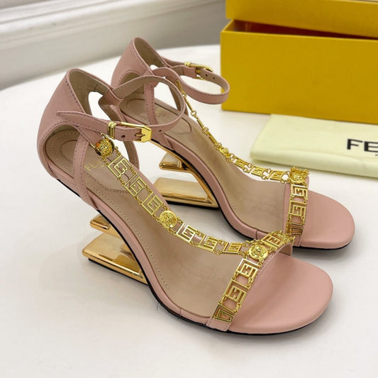 Luxury FendiLuxury FendiHIGH-HEELED 85 MM SANDALS IN LIGHT PINK LAMBSKIN WITH GOLD HARDWARE