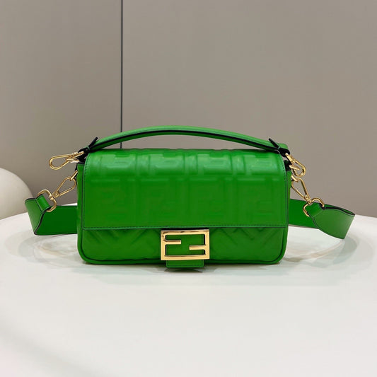 Luxury FendiBAGUETTE WITH FF MOTIF 27 IN EMERALD GREEN SOFT LAMBSKIN GOLD HARDWARE