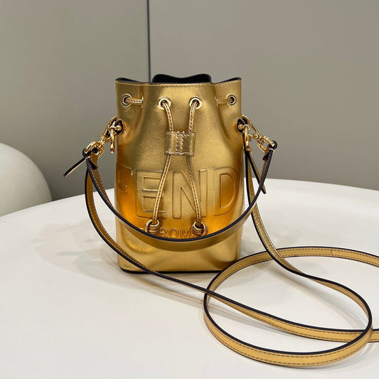 Luxury FendiMON TRESOR 18 IN GOLD METALLIC CALFSKIN