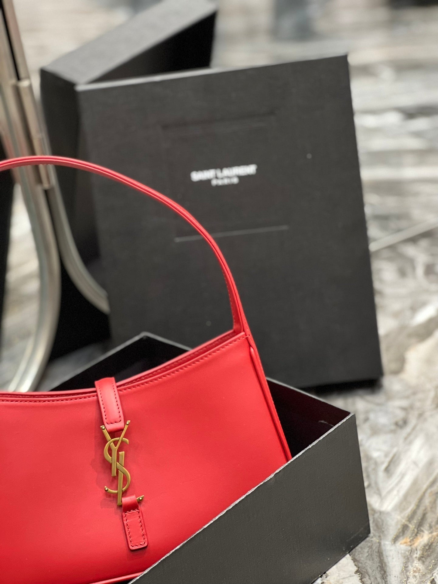 Luxury Saint Laurent LE 5 A 7 23 RED LAMBSKIN GOLD HARDWARE