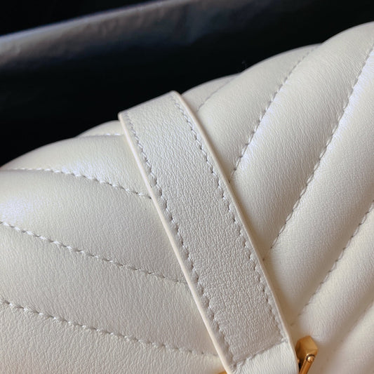 Luxury Saint Laurent COLLEGE MEDIUM 24 IN WHITE LAMBSKIN GOLD HARDWARE