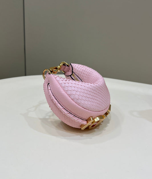 Luxury FendiFENDIGRAPHY MINI 16 BAG IN LIGHT PINK CALFSKIN GOLD HARDWARE