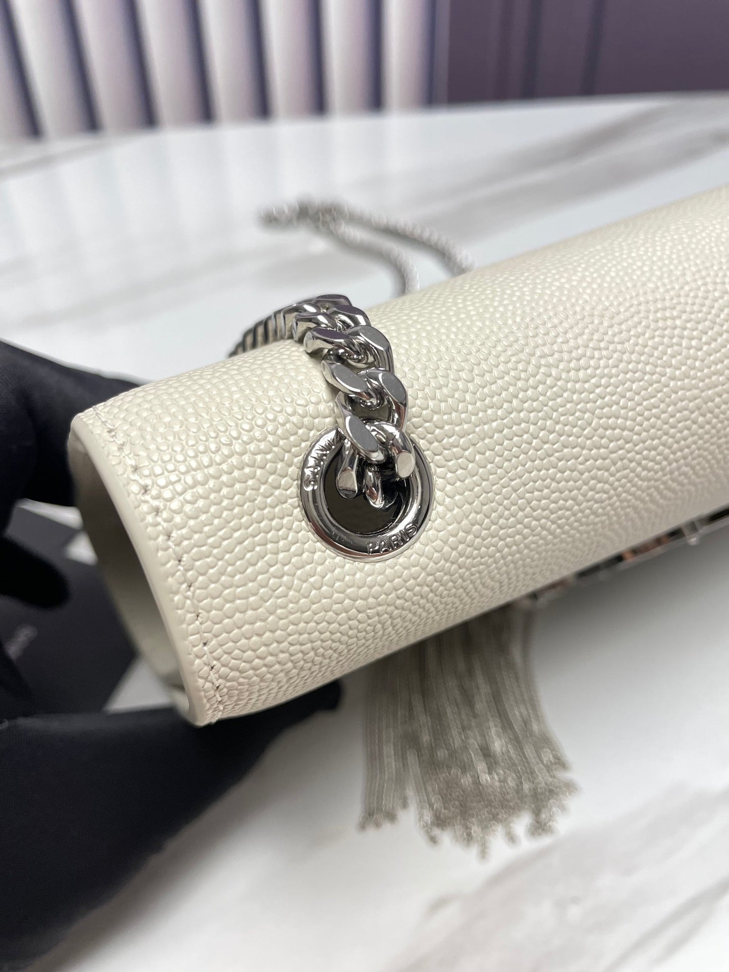 Luxury Saint Laurent kate medium 24cm white grained calfskin silver hardware