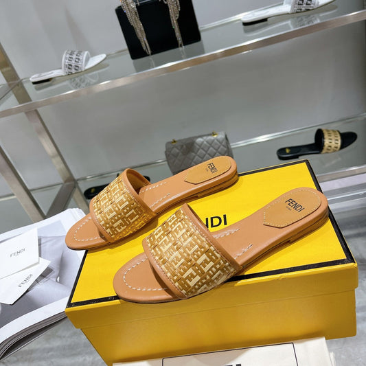 Luxury FendiFF Women Raffia Sandal Tan
