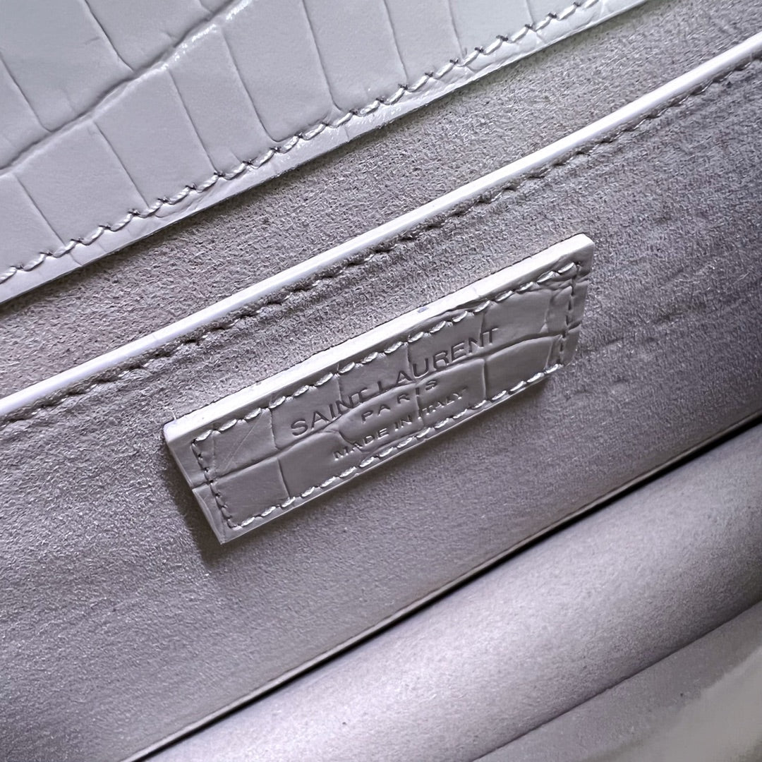 Luxury Saint Laurent SUNSET MEDIUM 22 IN WHITE CROCODILE PATTERN CALFSKIN SILVER HARDWARE
