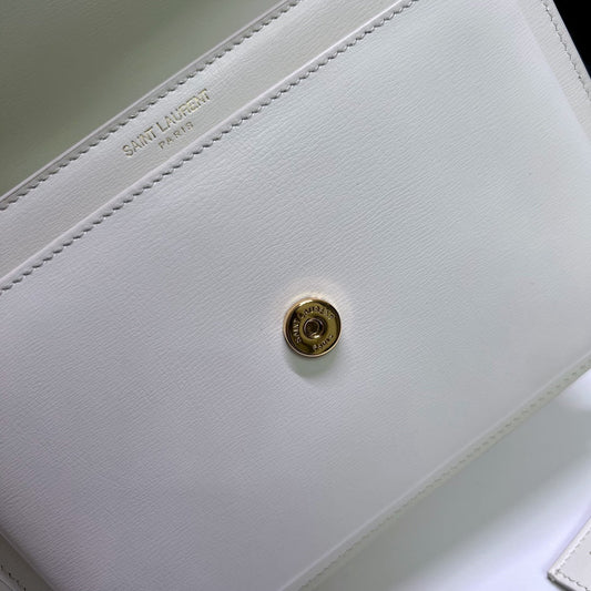 Luxury Saint Laurent SUNSET MEDIUM 22 IN WHITE CALFSKIN GOLD HARDWARE