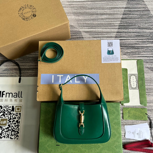 Luxury Gucci GG JACKIE MINI 19 SHOULDER BAG IN GREEN FOREST CALFSKIN
