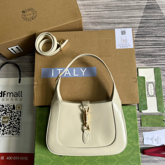 Luxury Gucci GG JACKIE SMALL 28 SHOULDER BAG IN WHITE CALFSKIN