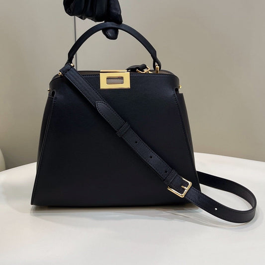 Luxury FendiLuxury FendiPEEKABOO 27 IN BLACK CALFSKIN WITH GOLD HARDWARE
