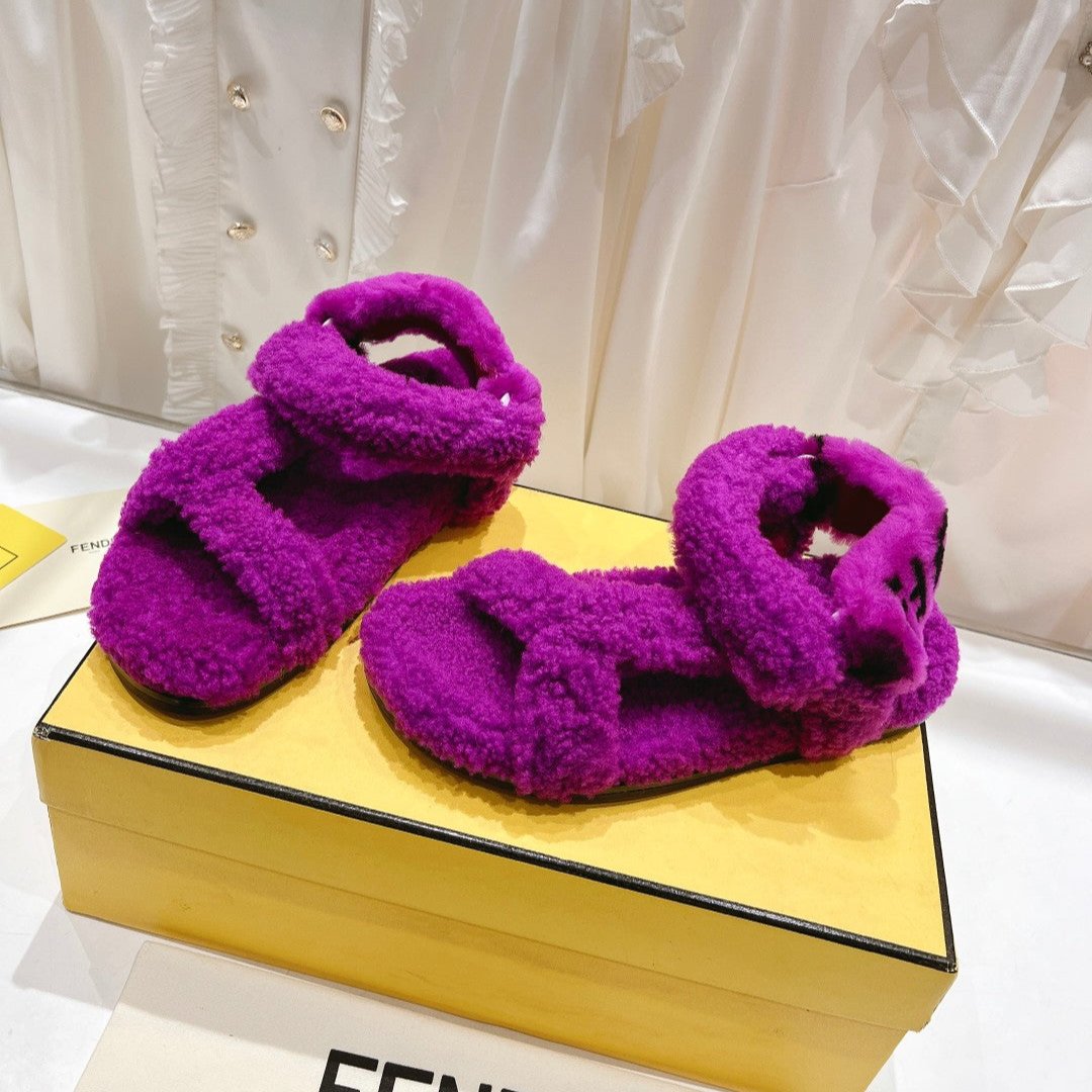 Luxury FendiLuxury FendiDAD SANDAL IN MAGENTA PURPLE FLEECE