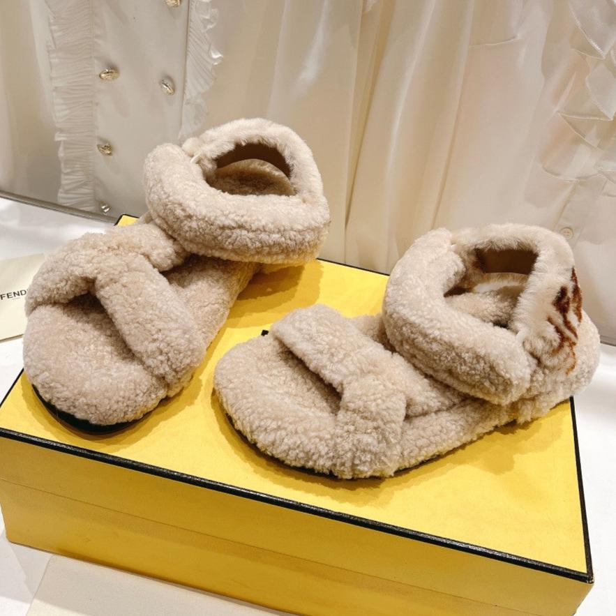 Luxury FendiLuxury FendiDAD SANDAL IN HAZELNUT BEIGE FLEECE