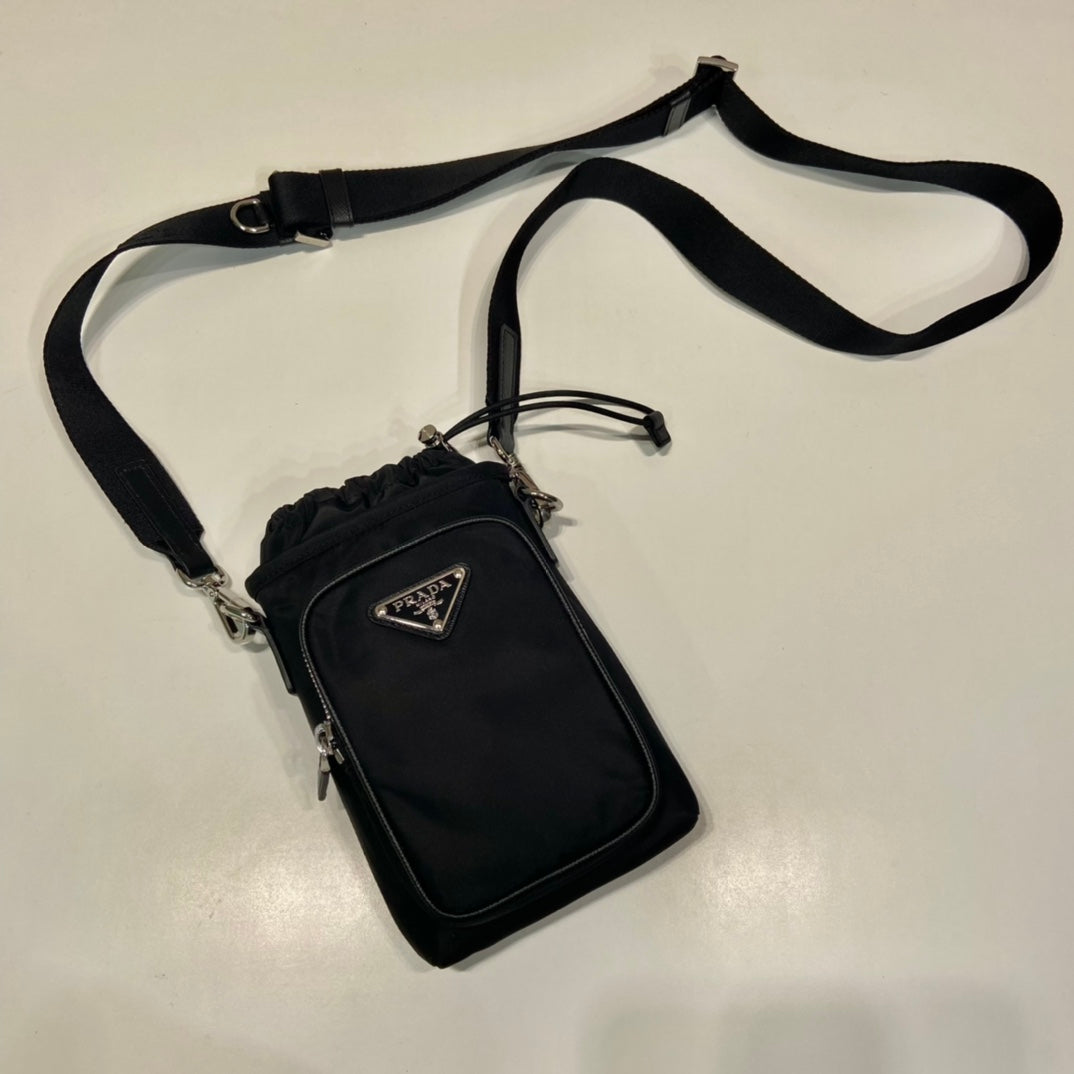 Luxury PradaPHONE BAG 18 IN BLACK RE-NYLON