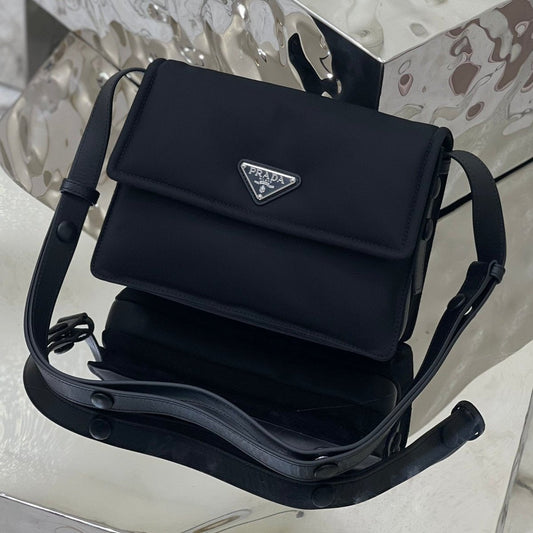 Luxury PradaCINI 23 MEDIUM BAG IN BLACK RE-NYLON WITH STRAP
