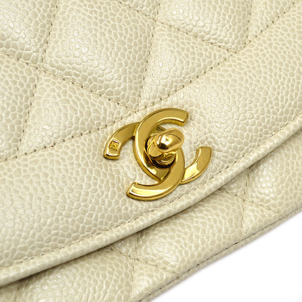 CHANEL 1994-1996 Diana Flap Medium Ivory Caviar 54876