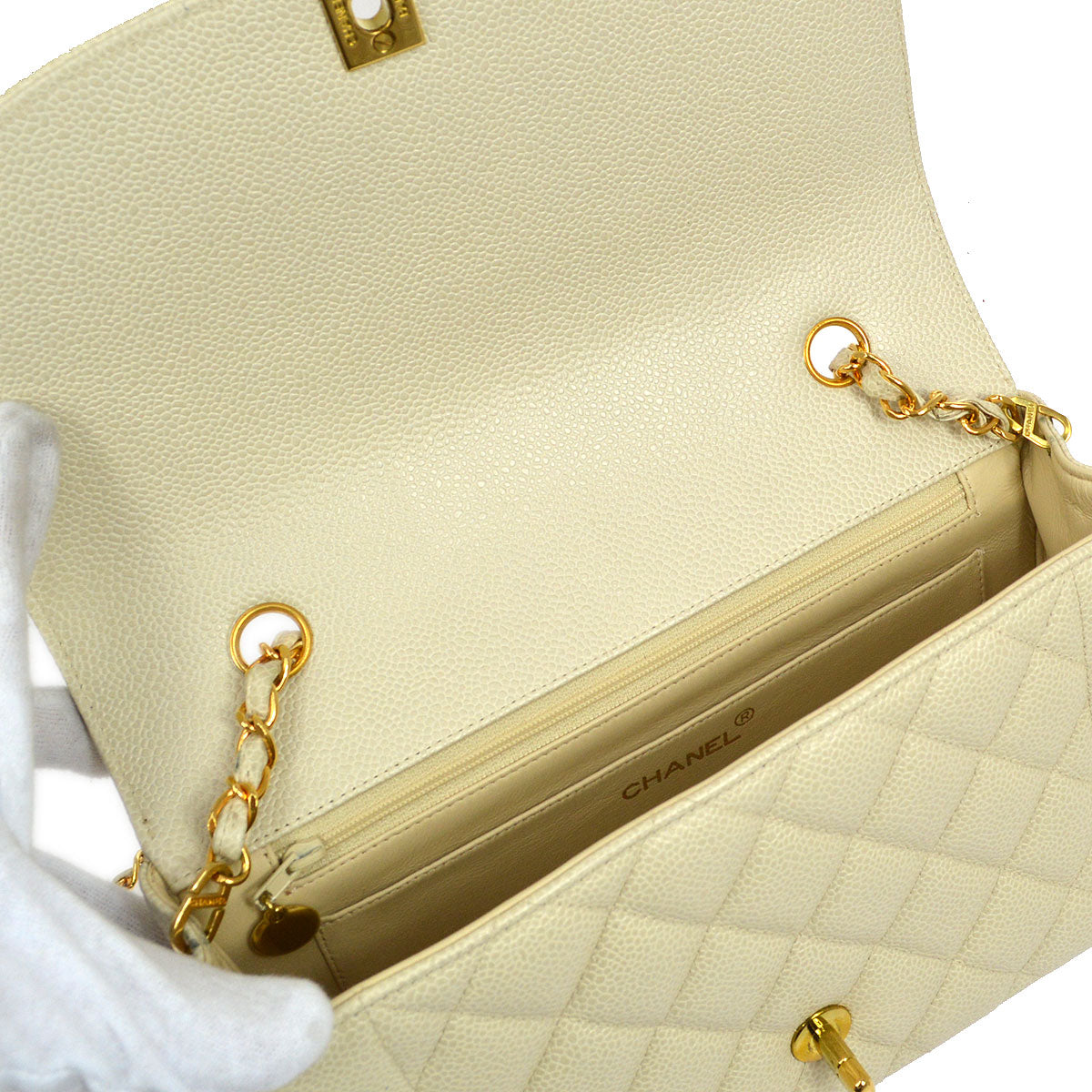 CHANEL 1994-1996 Diana Flap Medium Ivory Caviar 54876