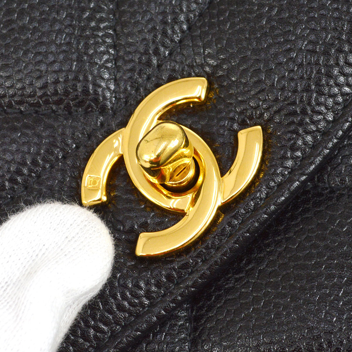 CHANEL 1997-1999 Tall Diana Flap Medium Black Caviar 15675
