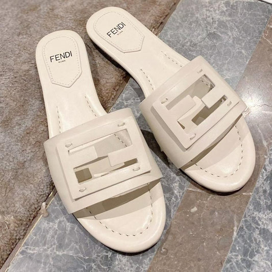 Luxury FendiLuxury FendiBAGUETTE SLIDES IN WHITE LAMBSKIN