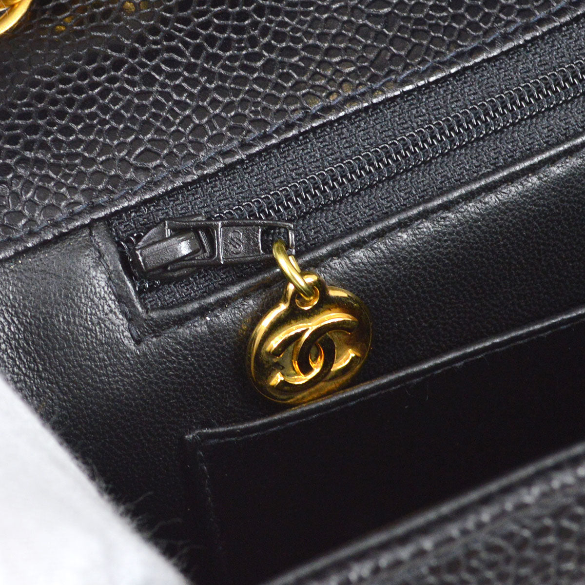 CHANEL 1994-1996 Large Horizontal Classic Single Flap 24842