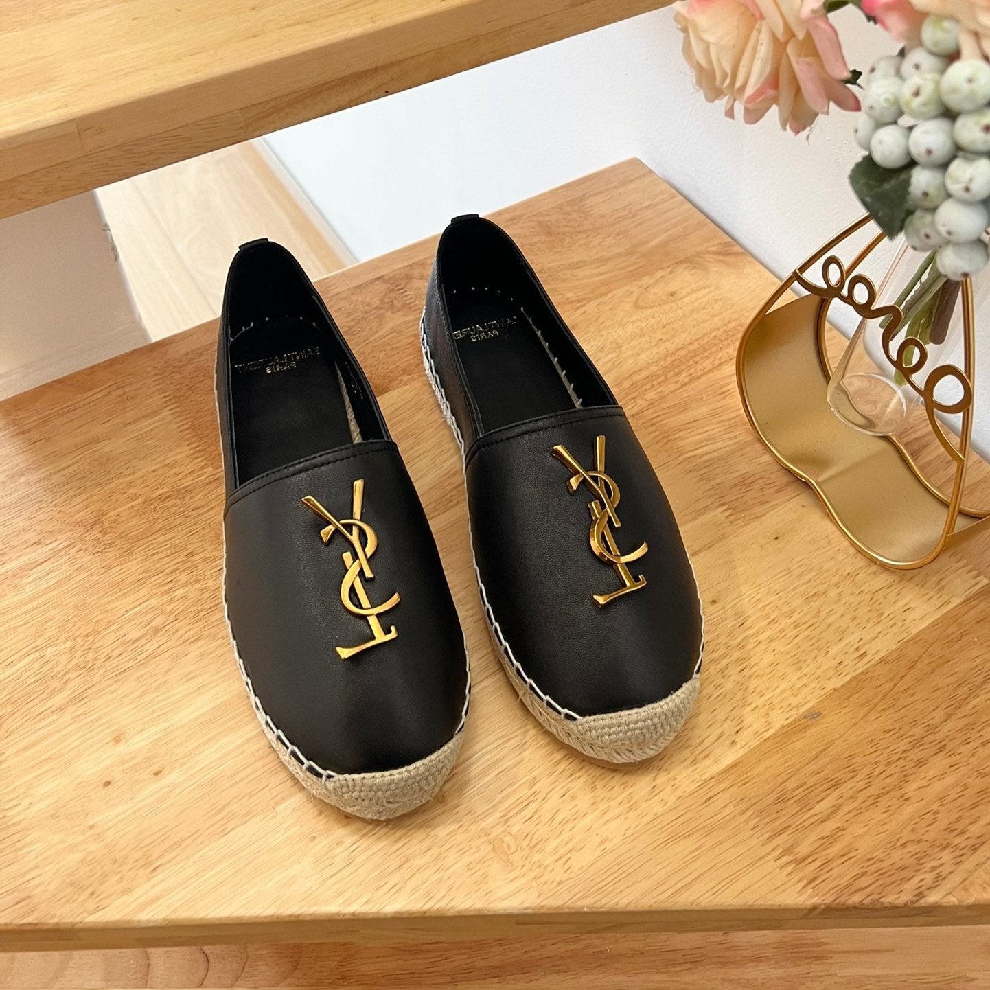 Luxury Saint Laurent SL YVES LOGO SLIP ON BLACK CALFSKIN