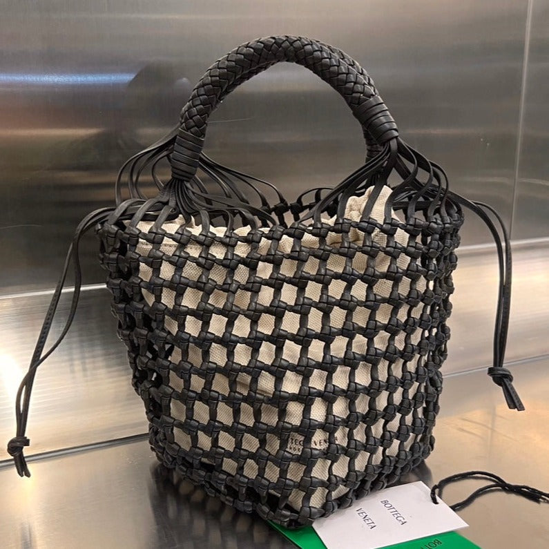 Luxury Bottega Veneta CAVALLINO 23 BAG IN BLACK LAMBSKIN