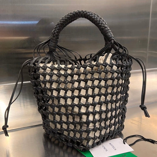Luxury Bottega Veneta CAVALLINO 23 BAG IN BLACK LAMBSKIN
