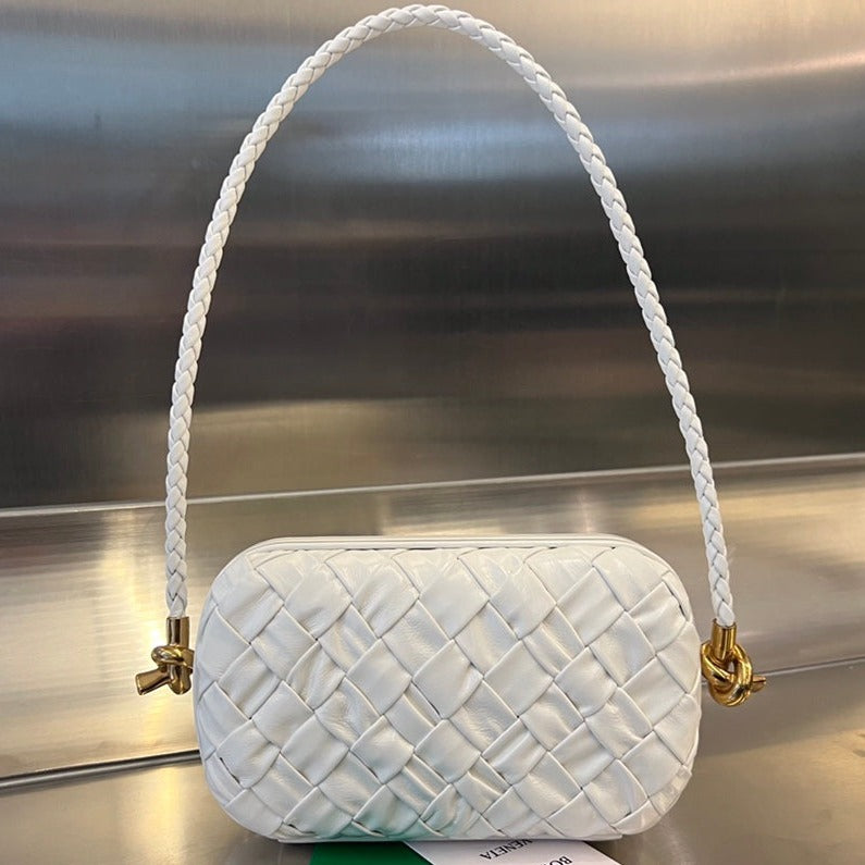 Luxury Bottega Veneta KNOT 20 IN WHITE LAMBSKIN WITH CHAIN