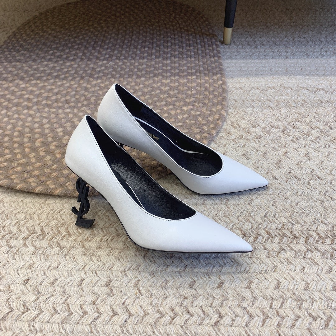 Luxury Saint Laurent OPYUM BLACK HEEL PUMPS IN WHITE SMOOTH LAMBSKIN