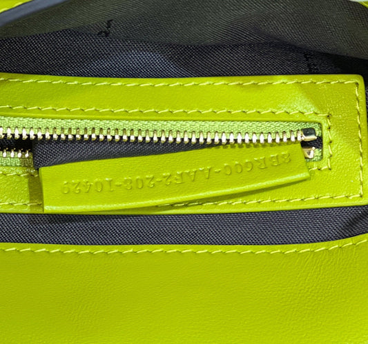 Luxury FendiBAGUETTE WITH FF MOTIF 27 IN LIMERICK SOFT LAMBSKIN GOLD HARDWARE