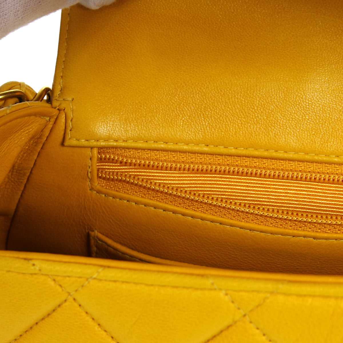 CHANEL 1996-1997 Round Flap Handbag Orange Lambskin 26418