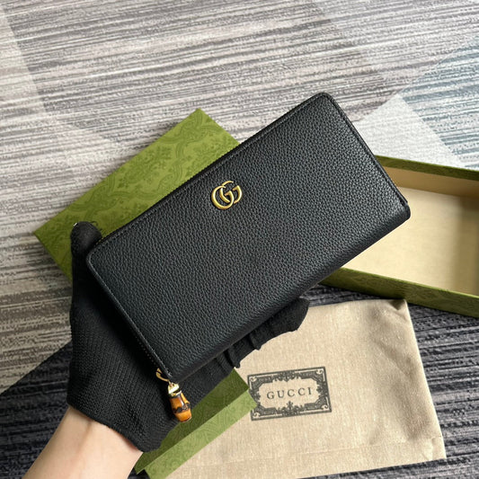 Luxury Gucci GG MARMONT 19 ZIP-AROUND WALLET BLACK CALFSKIN
