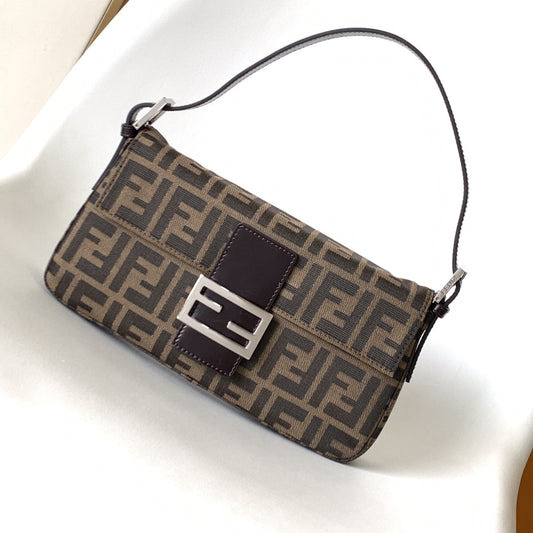 Luxury FendiFend Baguette 27 Shoulder Bag Brown FF Jacquard Fabric Bag Shw