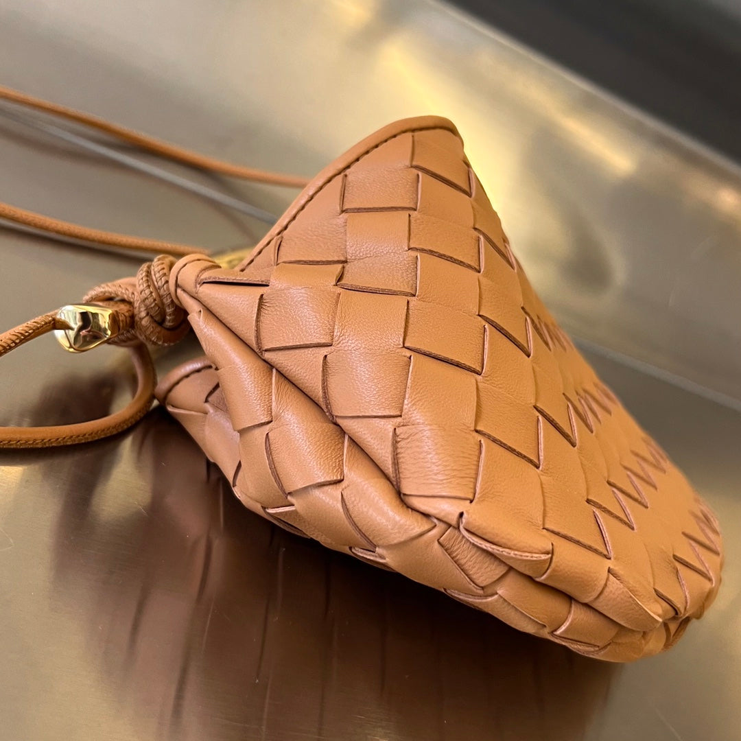 Luxury Bottega Veneta SARDINE 20 WITH CHAIN IN TAWNY BROWN LAMBSKIN