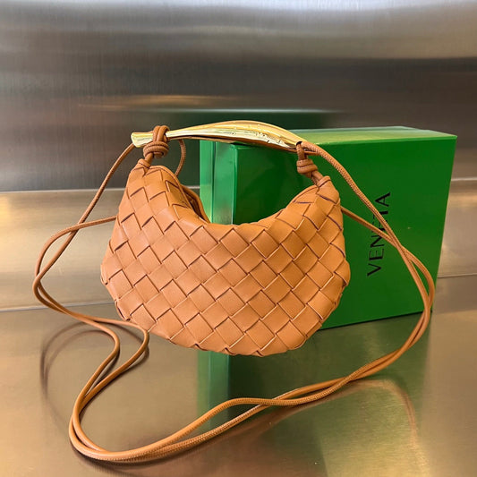 Luxury Bottega Veneta SARDINE 20 WITH CHAIN IN TAWNY BROWN LAMBSKIN