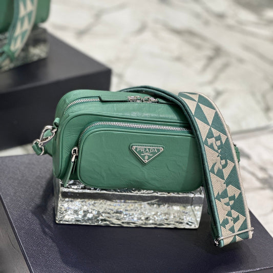 Luxury PradaCAMERA BAG 23 IN CASTLETON GREEN WRINKLED LAMBSKIN
