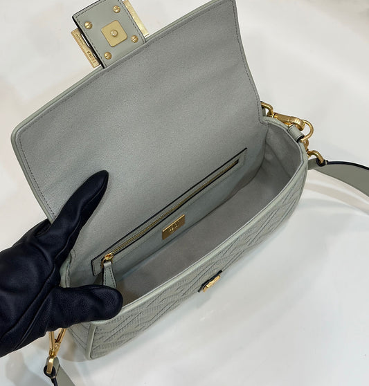 Luxury FendiBAGUETTE WITH FF MOTIF 27 IN BITTER JACQUARD FABRIC GOLD HARDWARE