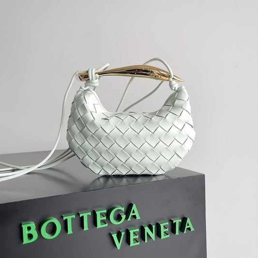 Luxury Bottega Veneta SARDINE 20 WITH CHAIN IN WHITE LAMBSKIN