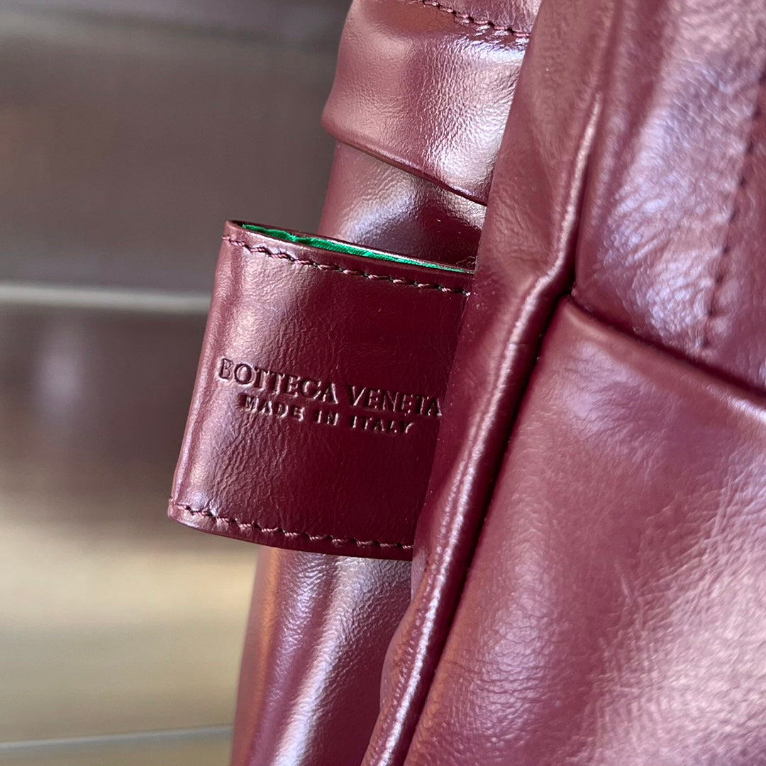 Luxury Bottega Veneta MEDIUM ARCHETYPE 46 BAROLO LAMBSKIN BACKPACK