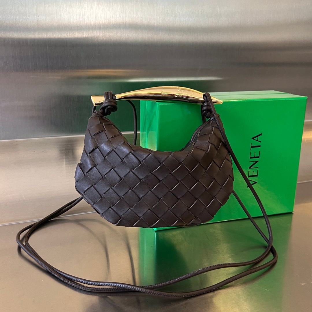 Luxury Bottega Veneta SARDINE 20 WITH CHAIN IN BLACK LAMBSKIN