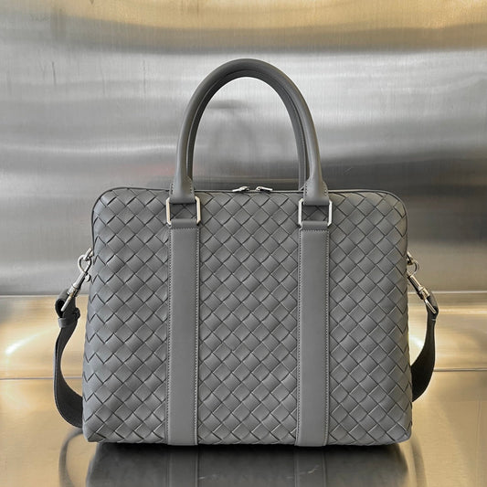 Luxury Bottega Veneta SLIM INTRECCIATO BRIEFCASE 36 GREY CALFSKIN