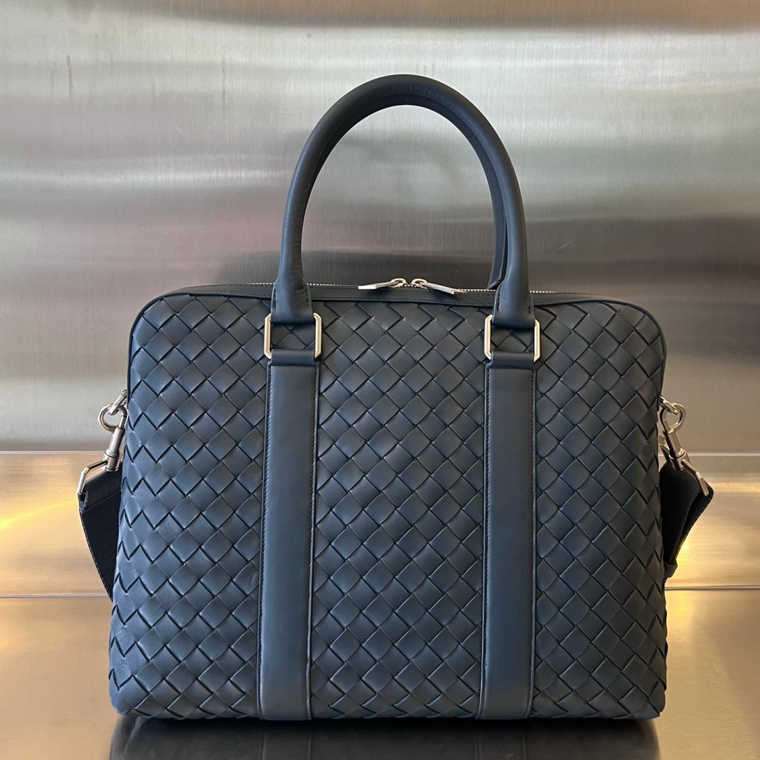 Luxury Bottega Veneta SLIM INTRECCIATO BRIEFCASE 36 SLATE CALFSKIN
