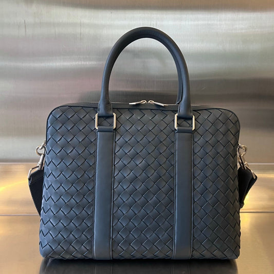 Luxury Bottega Veneta SLIM INTRECCIATO BRIEFCASE 36 SLATE CALFSKIN