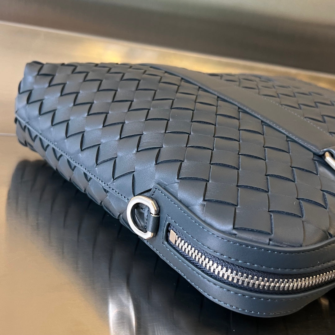 Luxury Bottega Veneta SLIM INTRECCIATO BRIEFCASE 36 SLATE CALFSKIN