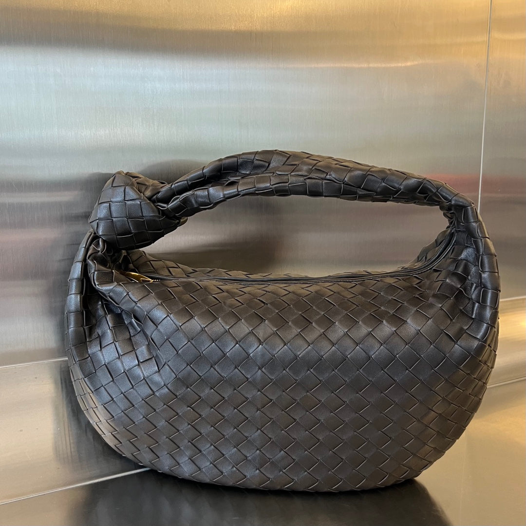 Luxury Bottega Veneta SMALL JODIE 48 BLACK CALFSKIN