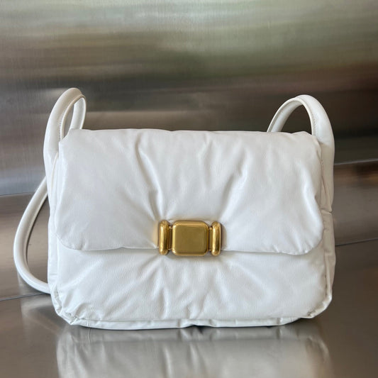 Luxury Bottega Veneta PAD PUFFER BAG 29 IN WHITE COWHIDE LEATHER