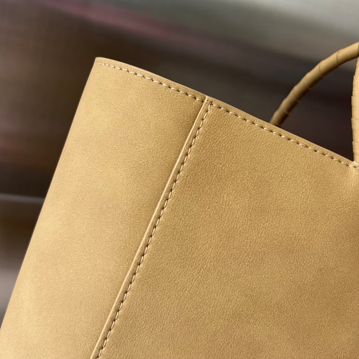 Luxury Bottega Veneta SMALL 26  BROWN BAG KRAFT CALFSKIN
