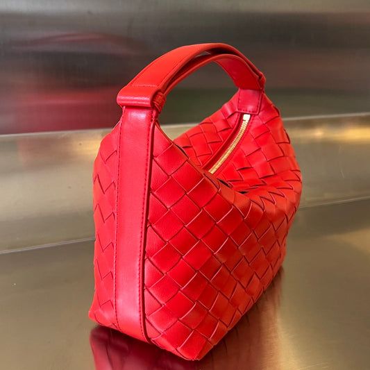 Luxury Bottega Veneta WALLACE 22 BAG IN CHERRY RED CALFSKIN