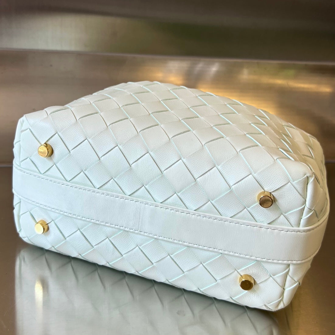 Luxury Bottega Veneta WALLACE 22 BAG IN WHITE CALFSKIN