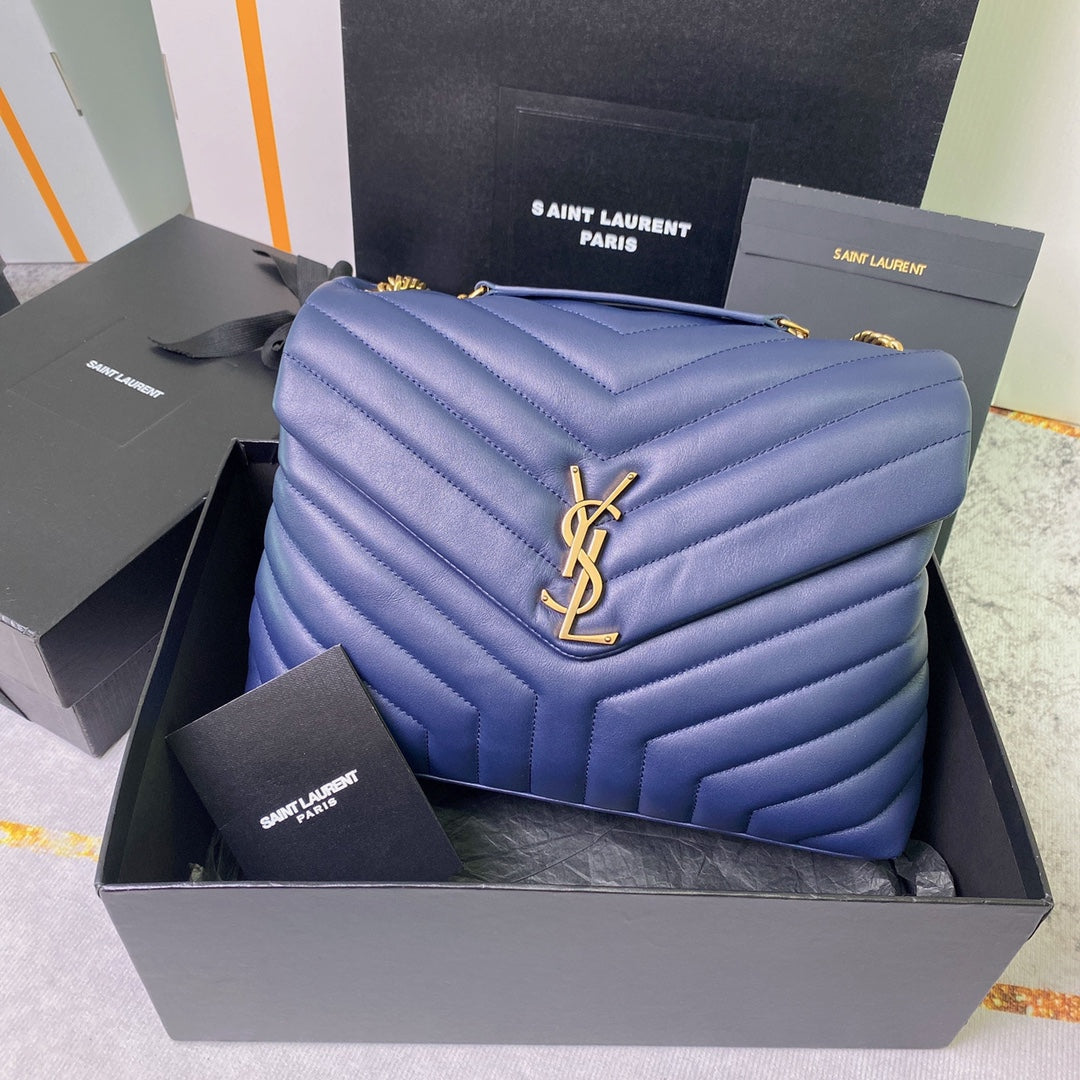 Luxury Saint Laurent LOULOU MEDIUM 32 BLUE QUILTED LEATHER