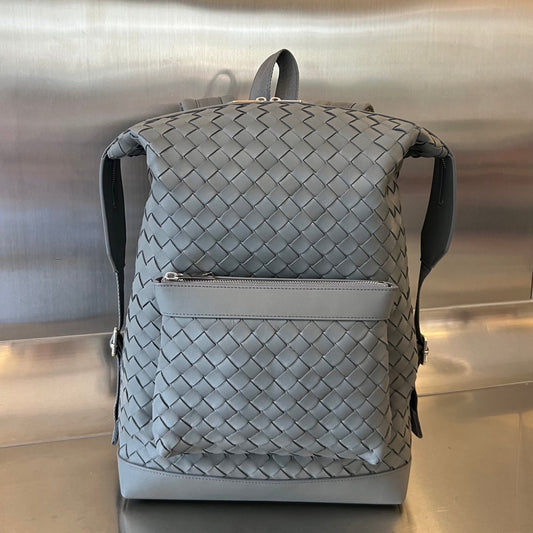 Luxury Bottega Veneta BACKPACK 42 IN GREY CALFSKIN